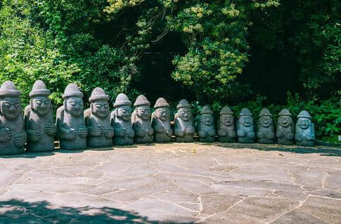 拿着国际驾照畅游韩国济州岛-天地渊瀑布