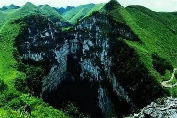 百色十大最好玩的旅游景点，古龙山峡谷群必值得去