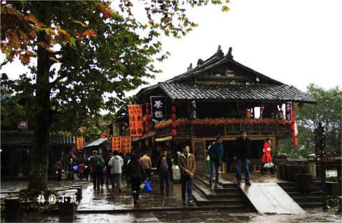 轻风细雨雨朦朦——绝色川西之上里古镇