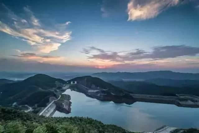 这是一篇给湖南长沙当地人的旅游攻略，外地人不要看