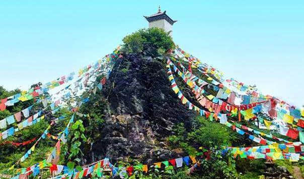 国内旅游：丽江“文笔山”——奇妙的天地神笔