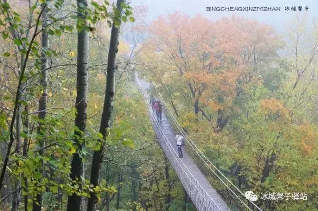 有一个游山玩水的休闲乐园，叫亚布力锅盔山