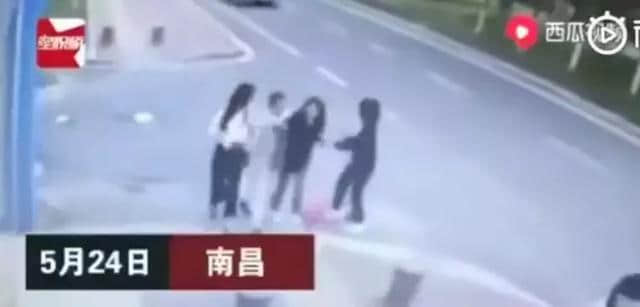 南昌一女子当街遇袭身亡竟因为长得漂亮？警方调查【法治热点早知道】