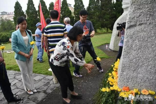 桂北红色旅游联合体研学旅行基地揭牌暨“游动湘江弘扬伟大长征精神”等两大红色主题启动仪式今天举行