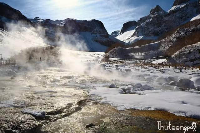 长白山天池迎来一年中最美的季节，圣洁的活火山口在等你的到来！