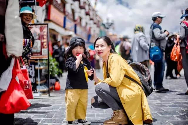 「西小妹在西藏」从魔都到圣城，我追随阳光的方向