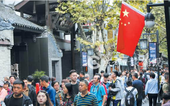 国庆成都游客1520.43万人次《旅游法》实施五周年提升旅游品质