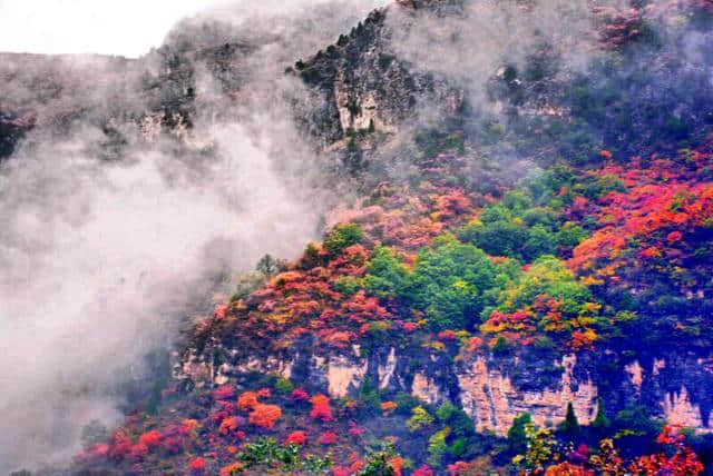 北方小九寨邢台云梦山景区