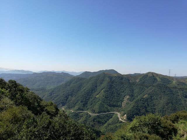 （萧才子的旅行记第一发）从上海到宁波四明山，在繁华中穿越