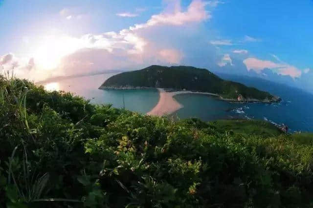 海南旅游攻略：来海南必去的10大风景胜地