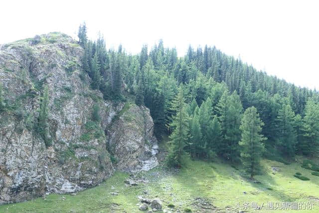 从哈密到巴里坤草原，一路都是醉美的风景