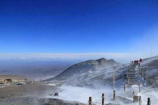 冰雪旅游，感受不一样的美