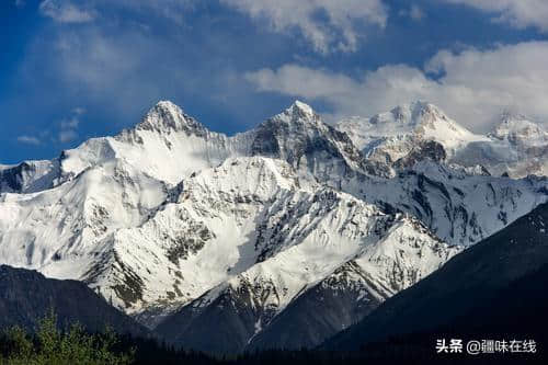 新疆旅游景点推荐 新疆旅游哪些地方比较好玩