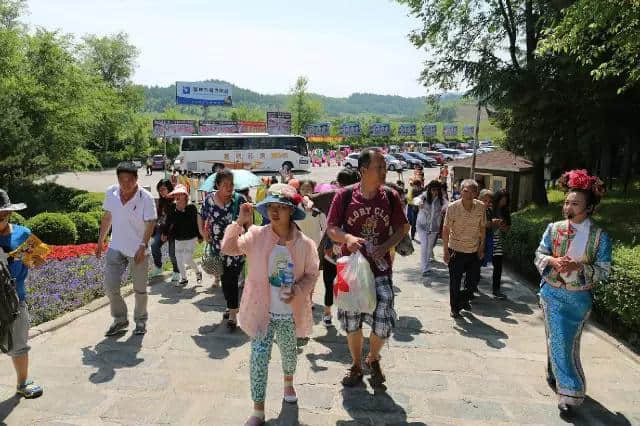 沈阳—新宾虎跃旅游直通车6月9日起开通啦！