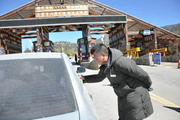 玉龙雪山旅游景区门票管理中心多措并举提升游客服务质量