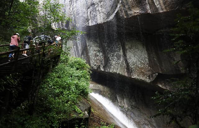 陕西旅游攻略：时光正好 自驾木王，看山看水享清凉