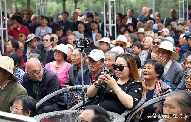 西安旅游攻略：听戏赏景看演出，五一楼观花样多