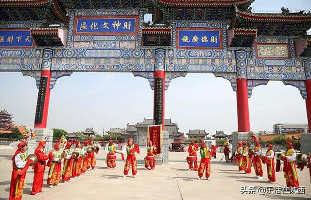 西安旅游攻略：听戏赏景看演出，五一楼观花样多