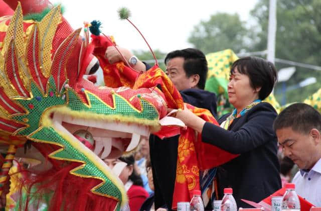 【新时代文明实践】王坝镇乡村文化旅游节启幕！