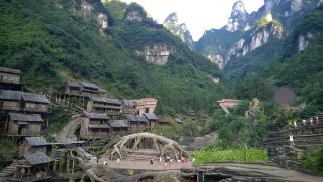 夏天国内旅游好玩之地，国内旅游最好玩的地方，给自己放三天假吧