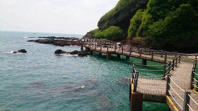 夏天国内旅游好玩之地，国内旅游最好玩的地方，给自己放三天假吧