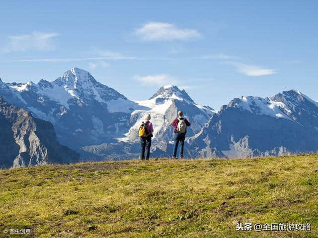 为什么外国人旅行喜欢大背包,中国人却拖行李箱