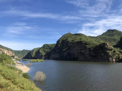 老生常谈国庆旅游，著名景点人山人海，还敢去吗