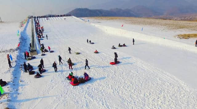 嬉冰雪泡温泉……这个春节，本溪旅游攻略来啦！