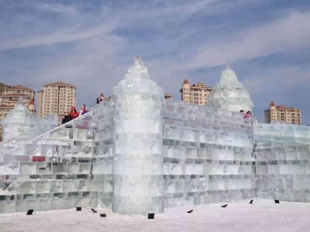 嬉冰雪泡温泉……这个春节，本溪旅游攻略来啦！