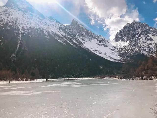 周末打来回！玩转抖音网红毕棚沟，不输北海道的雪山温泉