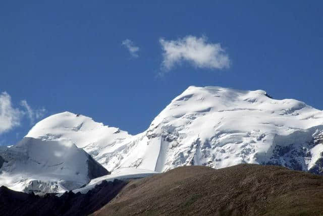 中国最美15座雪山