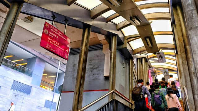 香港旅游如果只有一天时间 推荐这两个景区 一个地标景点一个免费