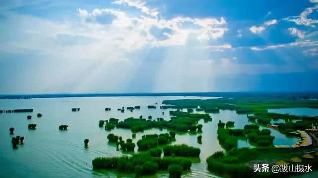 中国最美的地方，这辈子一定要去：沙湖