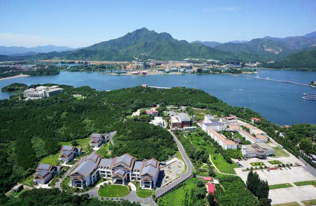 北京高颜值郊区：海拔超1000米山峰24座，游客赞遍地是风景