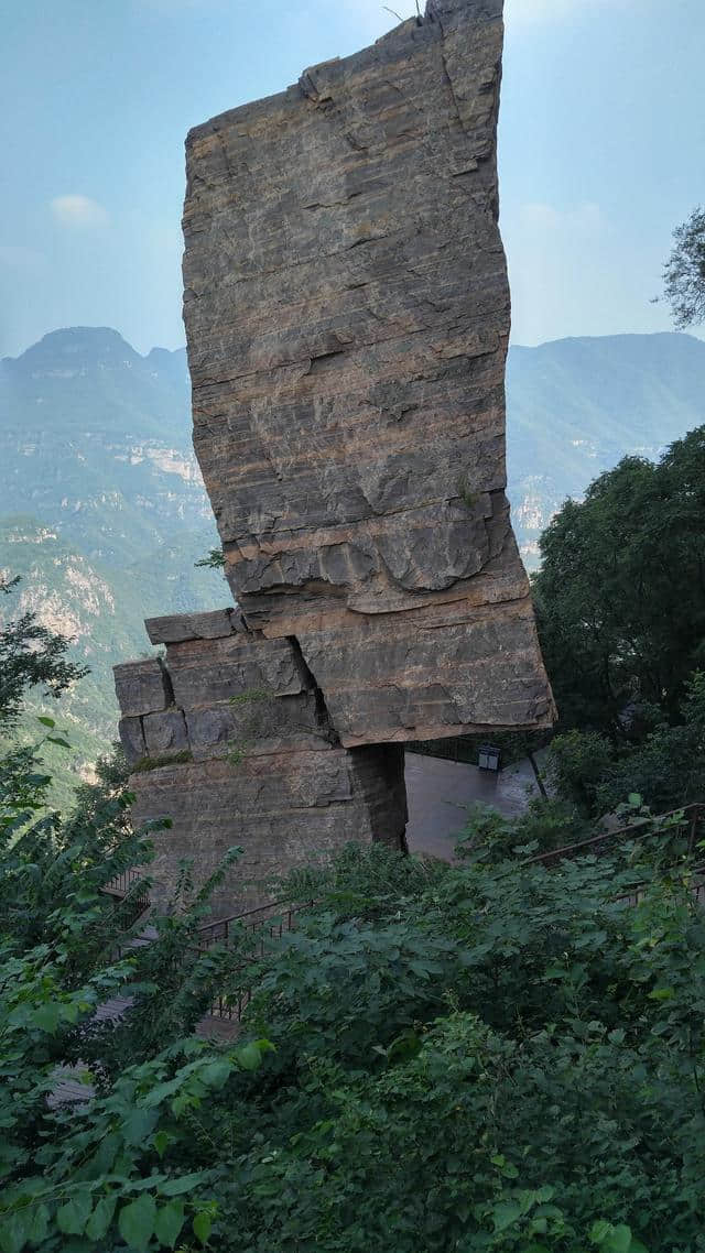 河南斥资5亿打造的黛眉山，门票78元，小交通另收费，你去不去？