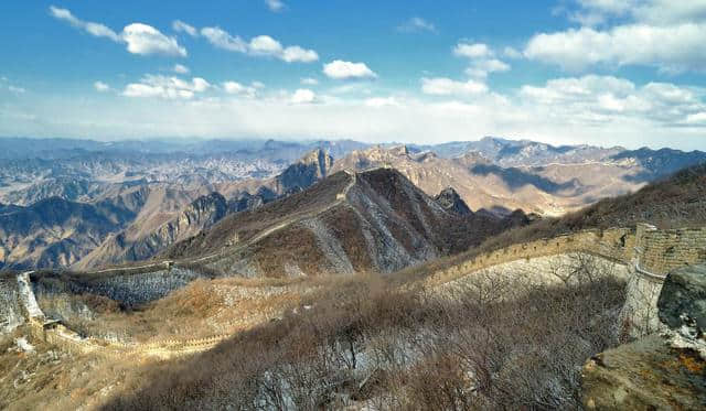 北京最惊险刺激的一段长城，斜坡接近90度，恐高者请绕道