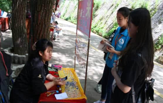 旅游学院导游专业顺利完成15级学生景区服务与管理实习