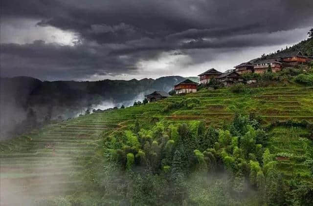 贵州最值得自驾旅行的一条线路，从贵阳出发，收获一路苗侗风情！