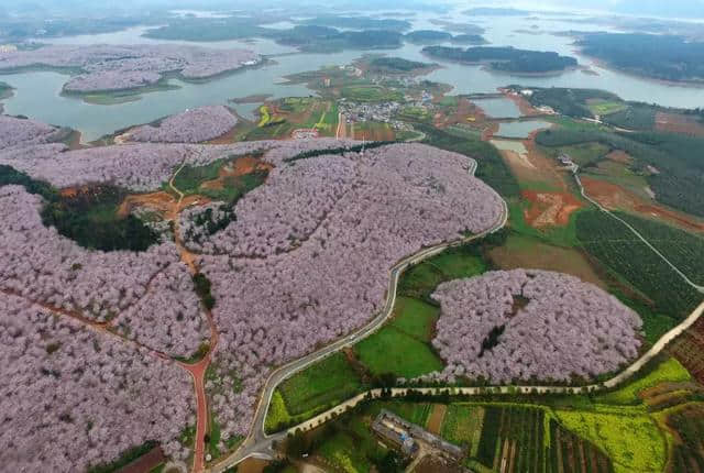 抖音的小众目的地，居然藏了中国80%的极致美景！