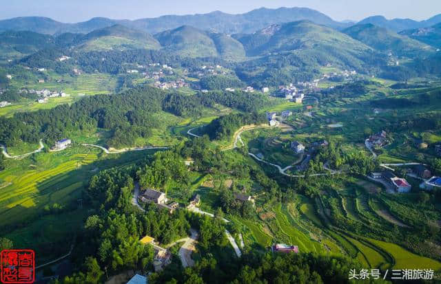 娄底冒出个万龙百乐谷，高清航拍图秀美如画，乡村旅游的好出去