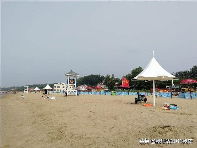 2019年7月16日星期二，北戴河旅游，打卡（海边）