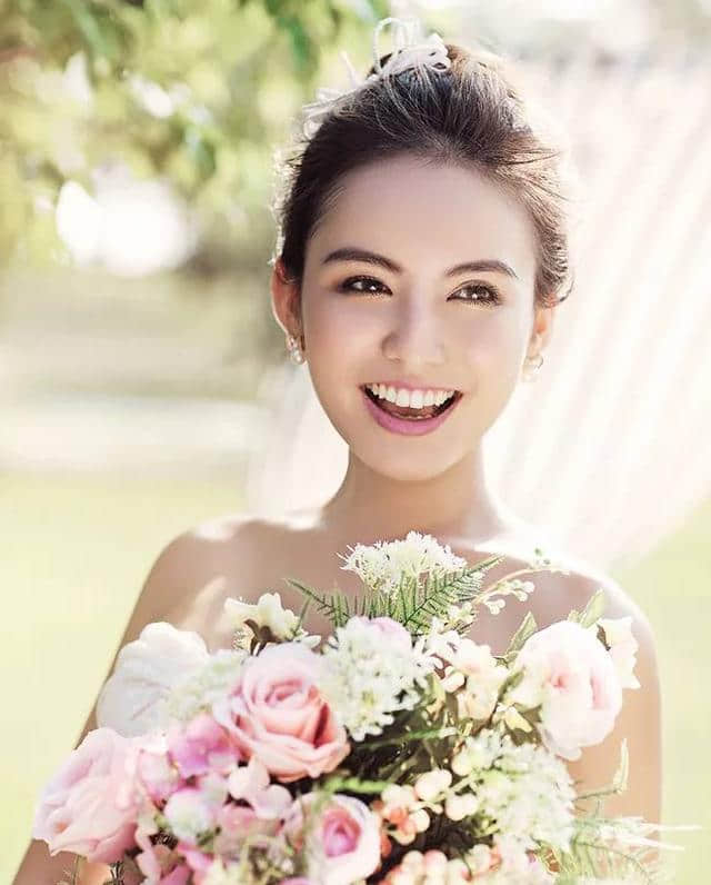 厦门小清新婚纱照哪家好，最新厦门婚纱摄影排名！