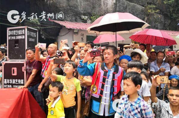 贵州沿河：小山村发现大溶洞 乡村旅游又添新景