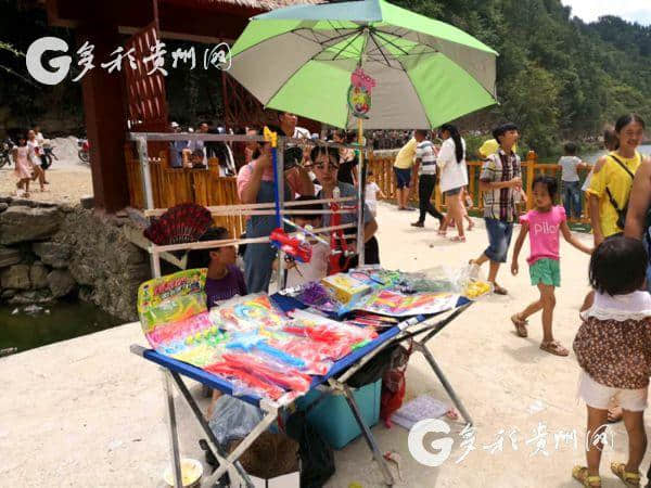 贵州沿河：小山村发现大溶洞 乡村旅游又添新景