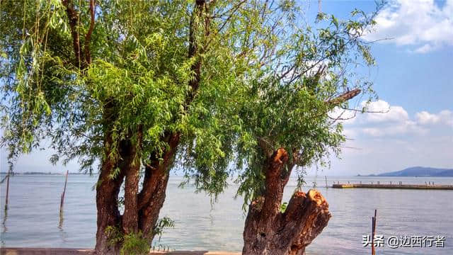 来昆明旅游，除了去少数民族特色景点，也莫错过自然景观滇池西山