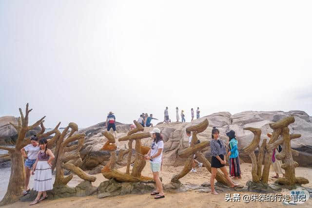 北有雪乡，南有三亚，曾经热门旅游目的地，现如今游客却去不起了