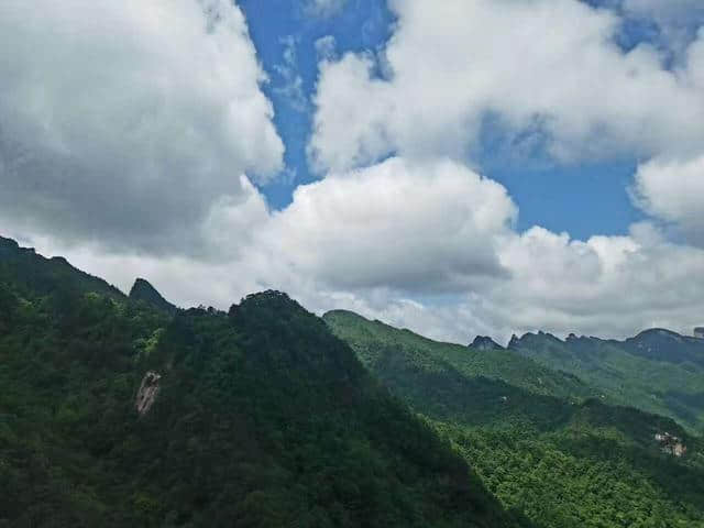 夏游洛阳白云山