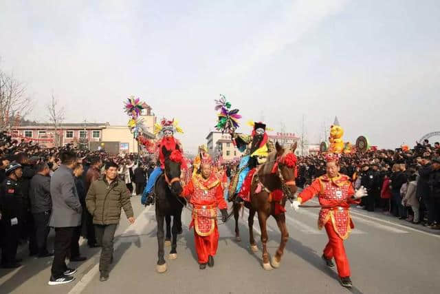 宝鸡大年初一火火火，人爆景美活动靓，重点之后活动更多更嗨！