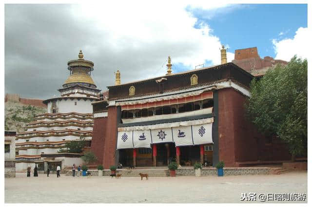 十万佛塔—白居寺