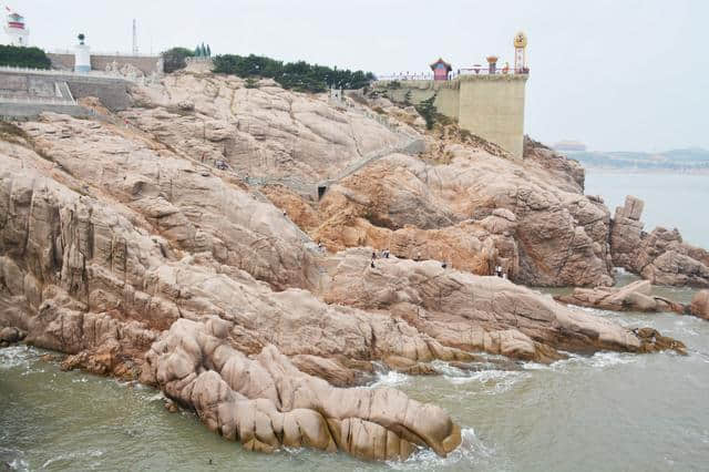 中国最早迎接日出的海岸线，荣成成山头旅游攻略